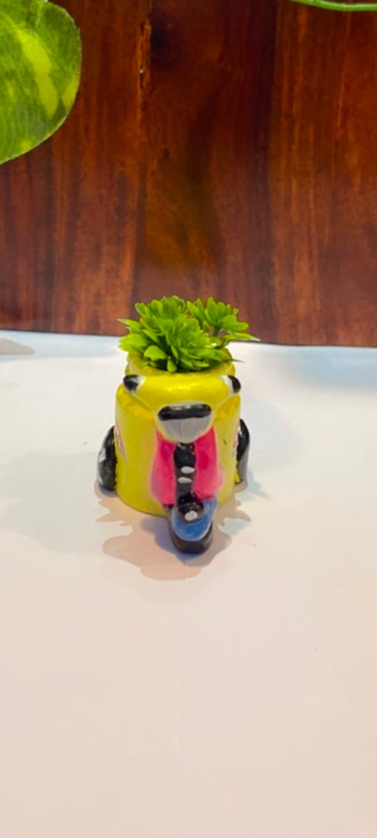 Mini scooty flower pot