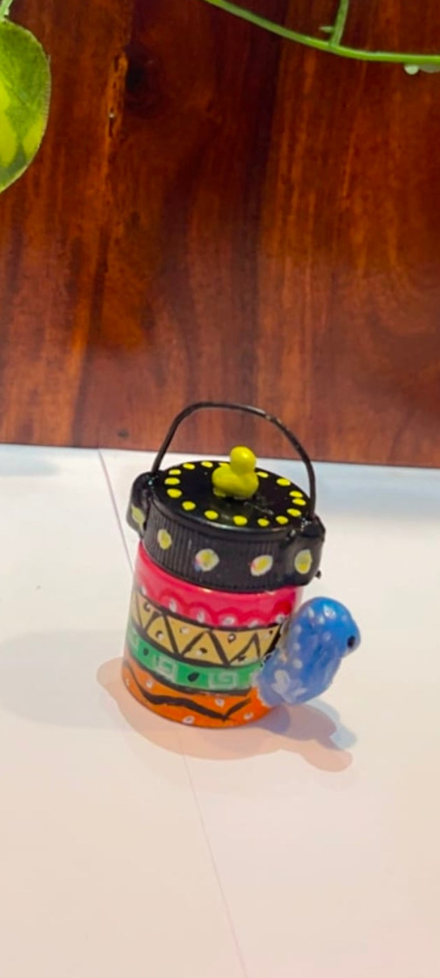 Mini kettel showpiece